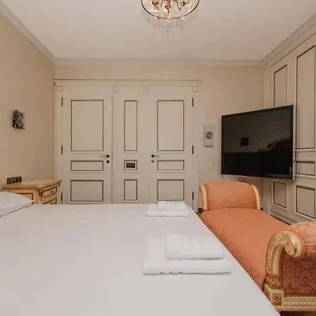 Vila Sea Garden - Spectacular Seafront Position