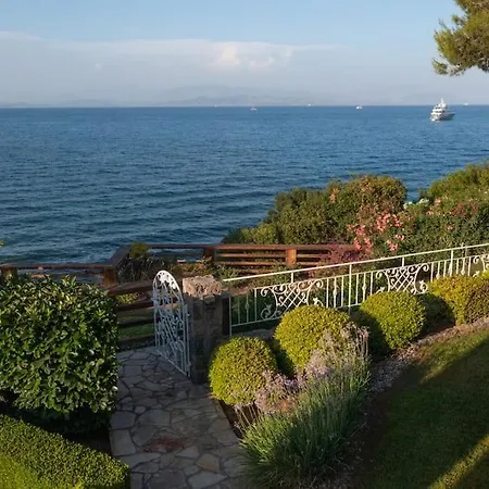 Sea Garden - Spectacular Seafront Position * Kontokali