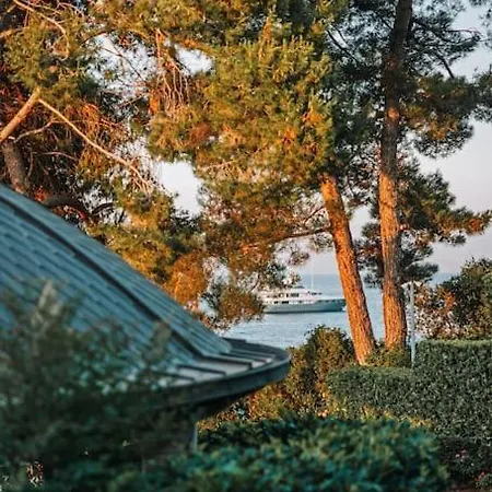 Sea Garden - Spectacular Seafront Position كونتوكالي
